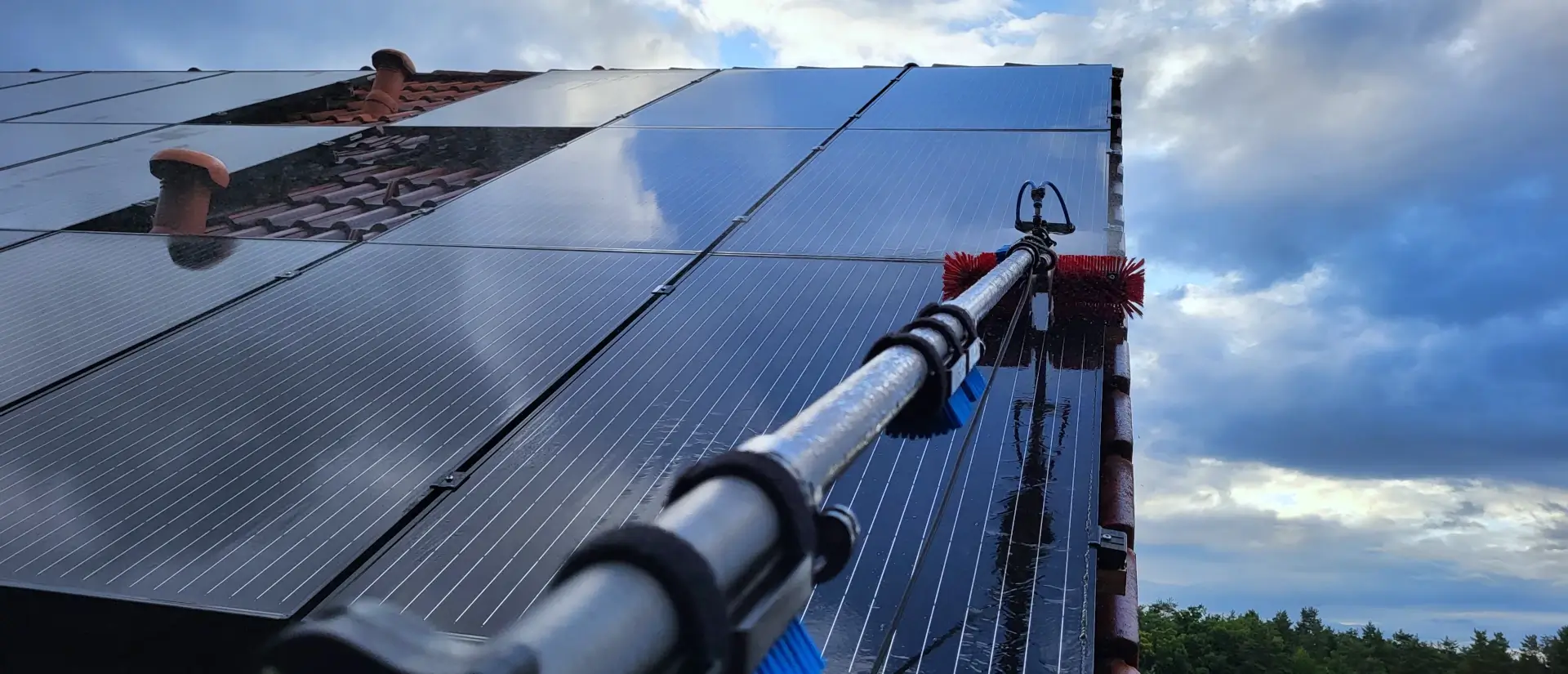 Čiščenje sončnih elektrarn